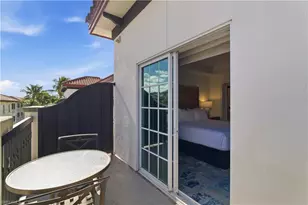 221 9th St S, Naples, FL 34102 - Photo 9