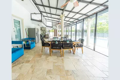 7345 N Oakmont Dr, Hialeah, FL 33015 - Photo 21