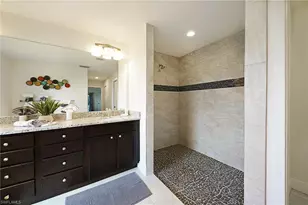 2913 SW 11th Pl, Cape Coral, FL 33914 - Photo 17