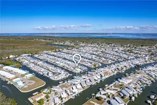 3904 Dewberry Ln, Saint James City, FL 33956 - Photo 9