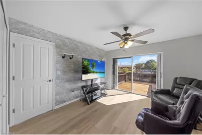 914/916 SE 14th Ter #916, Cape Coral, FL 33990 - Photo 13