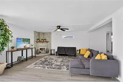 918 SE 35th St, Cape Coral, FL 33904 - Photo 11