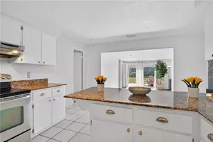918 SE 35th St, Cape Coral, FL 33904 - Photo 21