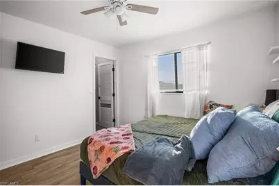 614 NE 1st Ave, Cape Coral, FL 33909 - Photo 27