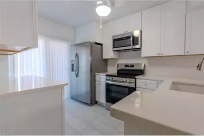 18010 San Carlos Blvd #31, Fort Myers Beach, FL 33931 - Photo 3