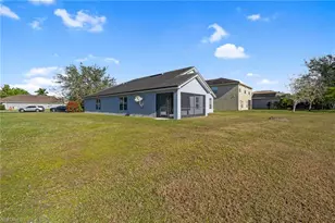 2832 Amberwood Ln, Naples, FL 34120 - Photo 49