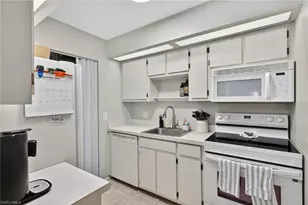 8081 S Woods Cir, Fort Myers, FL 33919 - Photo 11