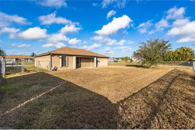 1908 SW 12th Ter, Cape Coral, FL 33991 - Photo 27