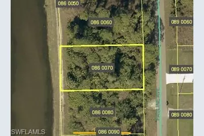 422 Pauline Ave, Lehigh Acres, FL 33974 - Photo 1