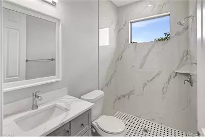 1813 NE 21st St, Cape Coral, FL 33909 - Photo 19
