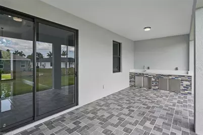 1813 NE 21st St, Cape Coral, FL 33909 - Photo 33