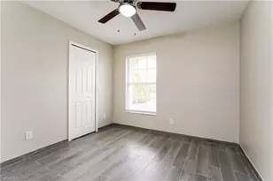 126 SE 7th St, Cape Coral, FL 33990 - Photo 11