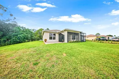 816 Cortez Ave, Lehigh Acres, FL 33972 - Photo 39