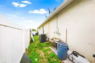 816 Cortez Ave, Lehigh Acres, FL 33972 - Photo 45