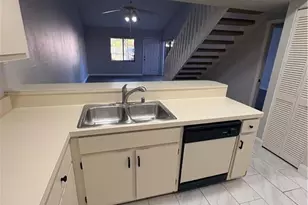 8893 Somerset Blvd, Fort Myers, FL 33919 - Photo 7