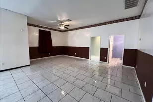 1019 Lincoln Ave, Lehigh Acres, FL 33972 - Photo 9