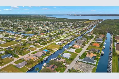 1936 Coral Point Dr, Cape Coral, FL 33990 - Photo 5