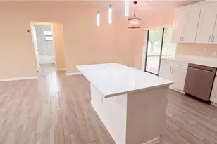 930 SW 34th St, Cape Coral, FL 33914 - Photo 9