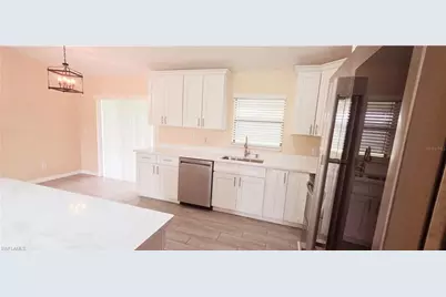 930 SW 34th St, Cape Coral, FL 33914 - Photo 3