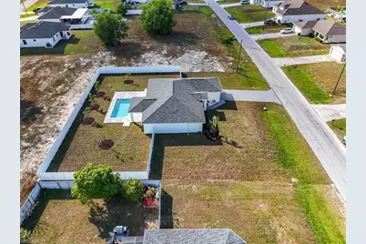 1926 NW 16th Ter, Cape Coral, FL 33993 - Photo 35