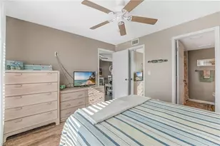 16007 Davis Rd, Fort Myers, FL 33908 - Photo 13