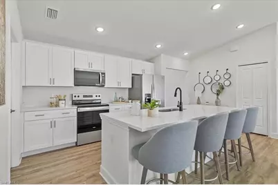 1016 NW 20th Ter, Cape Coral, FL 33993 - Photo 3