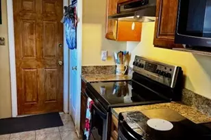 4531 SE 11th Pl, Cape Coral, FL 33904 - Photo 7