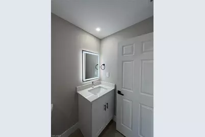 3919 NE 12th Ave, Cape Coral, FL 33909 - Photo 9