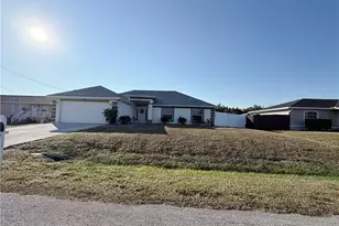 4602 Beth Ave S, Lehigh Acres, FL 33976 - Photo 5