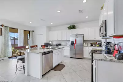 14622 Cantabria Dr, Fort Myers, FL 33905 - Photo 7