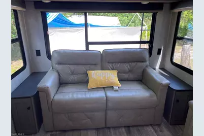 380 Mahogany Ct, Labelle, FL 33935 - Photo 9