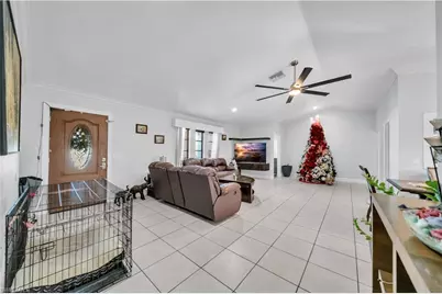 1424 SE 12th St, Cape Coral, FL 33990 - Photo 5
