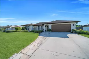 1424 SE 12th St, Cape Coral, FL 33990 - Photo 3