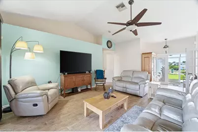 2512 NW 8th Pl, Cape Coral, FL 33993 - Photo 11