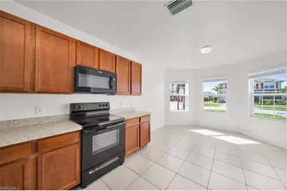 3477 Acapulco Cir, Cape Coral, FL 33909 - Photo 25