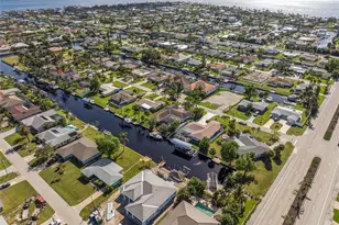 807 Montclaire Ct, Cape Coral, FL 33904 - Photo 37