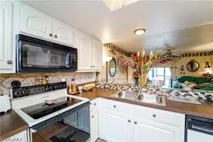 505 SW 47th Terrace, Cape Coral, FL 33914 - Photo 7