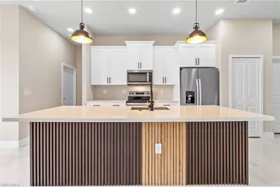 2809 25th St SW, Lehigh Acres, FL 33976 - Photo 5