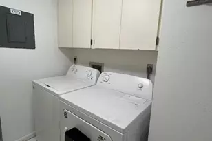 12498 Riverside Dr, Fort Myers, FL 33919 - Photo 11
