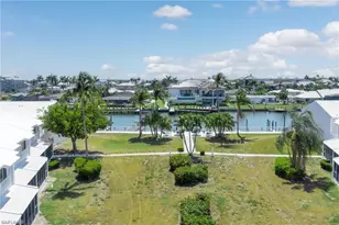 18038 San Carlos Blvd, Fort Myers Beach, FL 33931 - Photo 5
