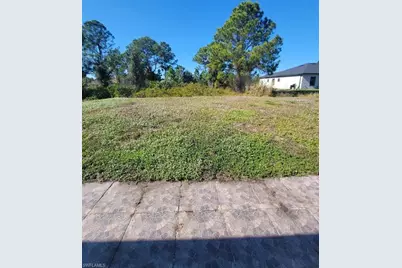862 Holmes Ave, Lehigh Acres, FL 33974 - Photo 15