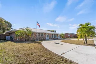 610 E Avenida Del Rio, Clewiston, FL 33440 - Photo 1