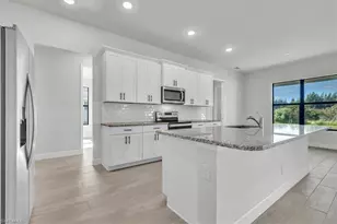 414 SW 19th Ave, Cape Coral, FL 33991 - Photo 11