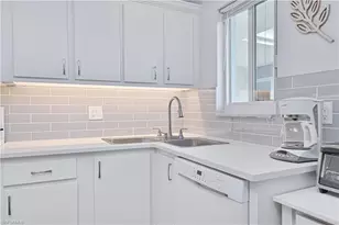 223 3rd Ave S, Naples, FL 34102 - Photo 11