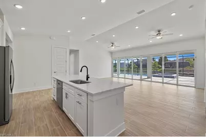 906 SW 12th Ter, Cape Coral, FL 33991 - Photo 11