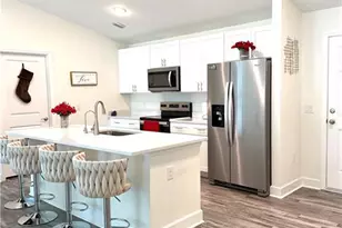 332 NW 19th St, Cape Coral, FL 33993 - Photo 7