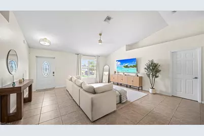 302 NW 2nd Ave, Cape Coral, FL 33993 - Photo 5