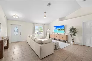 302 NW 2nd Ave, Cape Coral, FL 33993 - Photo 5