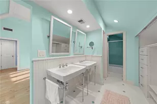 16813 Captiva Dr, Captiva, FL 33924 - Photo 21