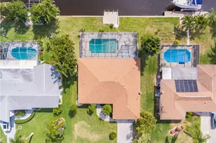 1424 Windsor Ct, Cape Coral, FL 33904 - Photo 33